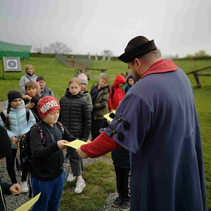 Nadszaniec - wręczanie patentów puszkarza