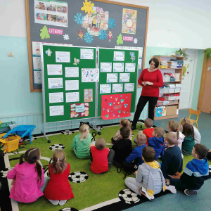 Dzień Bezpiecznego Internetu - zajęcia z pedagogiem w przedszkolu w grupie starszej