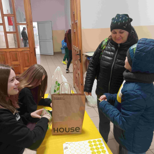 Zbiórka darów     w ramach ogólnopolskiej akcji Pomóż dzieciom przetrwać zimę.
