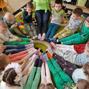 Dzień Kolorowej Skarpetki w grupie średniej