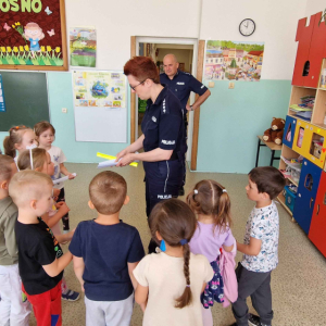 Spotkanie z policją w gr. średniej 