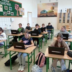  Lekcja języka polskiego z wykorzystaniem laptopów.