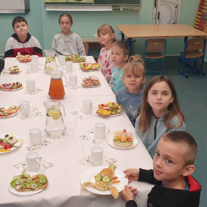 Pyszne i zdrowe śniadanie w klasie IIIa