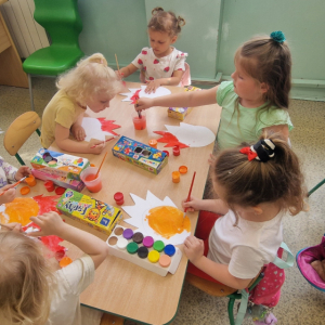 Projek edukacyjny EKOprzygody z Żywiołkami- Żywiołek ognia- malujemy ognika (1)