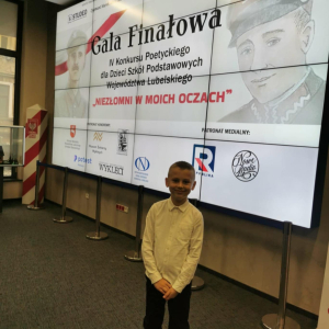 Finalista z naszej szkoły! Uczeń z klasy I–III reprezentował szkołę w IV edycji wojewódzkiego konkursu poetyckiego i znalazł się w gronie laureatów.