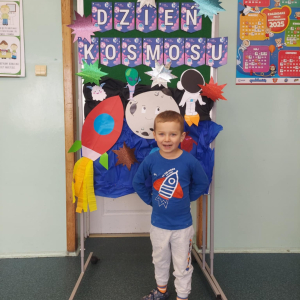 Adaś na kosmicznej ściance