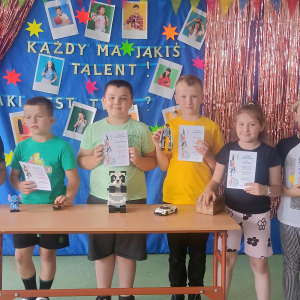 Dyplomy dla kl. II za udział w Pokazie Talentów