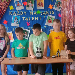 Pokazy talentów uczniów kl. II