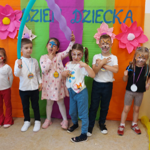 Dzień Dziecka w grupie starszej-  śmieszne miny