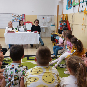 Konkurs ,,Z książką i przyrodą za pan brat'' w grupie starszej - przedszkolaki podczas konkursu