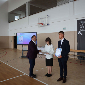 Wręczenie stypendiów Klubu Rotary,  w ramach konkursu „Janowskie Diamenty”3