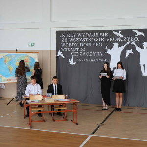 Absolwenci na scenie - geografia