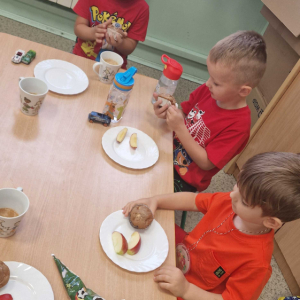 Dzień Jabłka w gr. młodszej