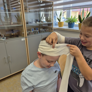 Dużo zaangażowania i radości podczas ćwiczeń praktycznych.