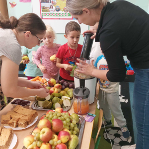 Zajęcia praktyczne - wyciskanie soku