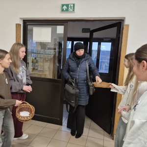 Zaproszenie  pani Pedagog.do sprawdzenie swej wiedzy z tabliczki mnożenia.