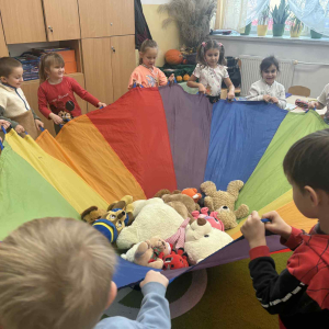 Dzień Pluszowego Misia — wspólna zabawa (2)