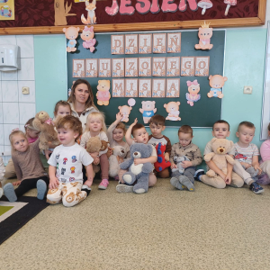 wspólne zdjęcie z misiami