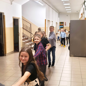 Pociąg -  zabawa taneczna