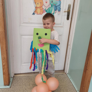 Borys ze swoim robotem