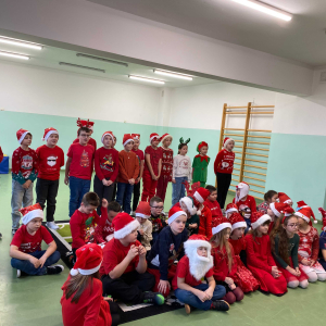 Śpiewamy dla Mikołaja.