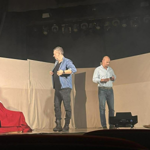 Scena ze spektaklu Kamienie na szaniec