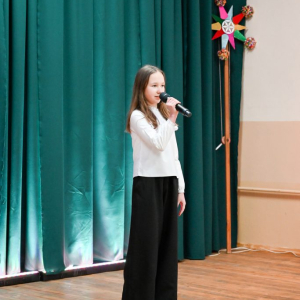 Kamila Furmaga podczas występu  