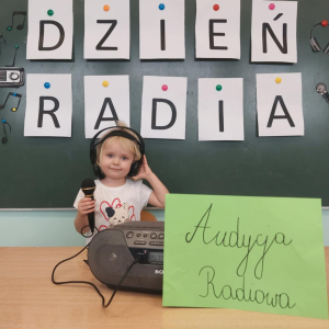 Alicja w roli spikera