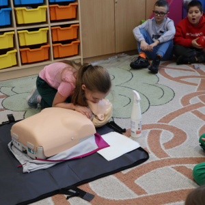 Zajęcia z pierwszej pomocy kl.2