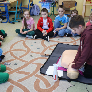 Zajęcia z pierwszej pomocy kl.2