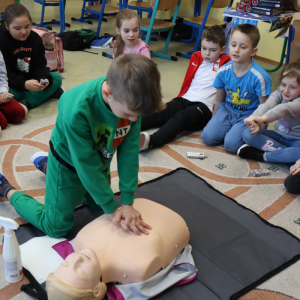 Zajęcia z pierwszej pomocy kl.2